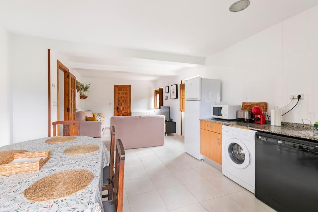 Casa Luis - Apartamento Con Jardin Privado En Pirineos * Castiello de Jaca